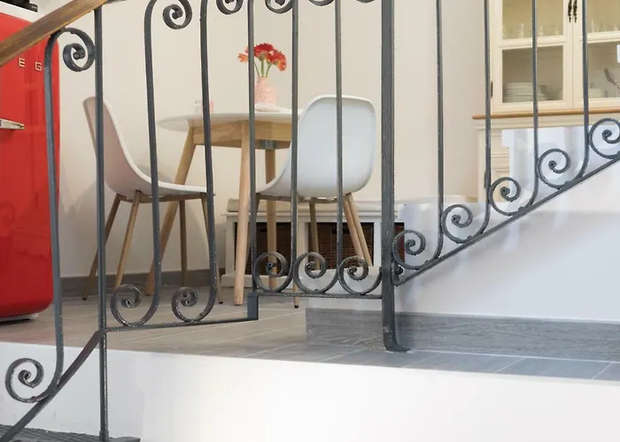 דירה Quiet Pied A Terre With Terrace In Borgo Pio